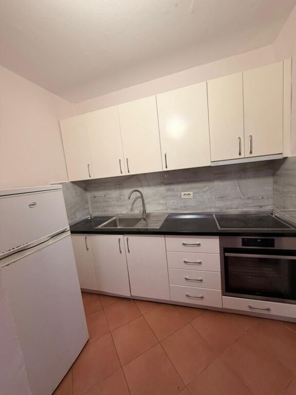 🏡 Apartament 1+1 me qira – Allias, Tiranë 35.000 ALL