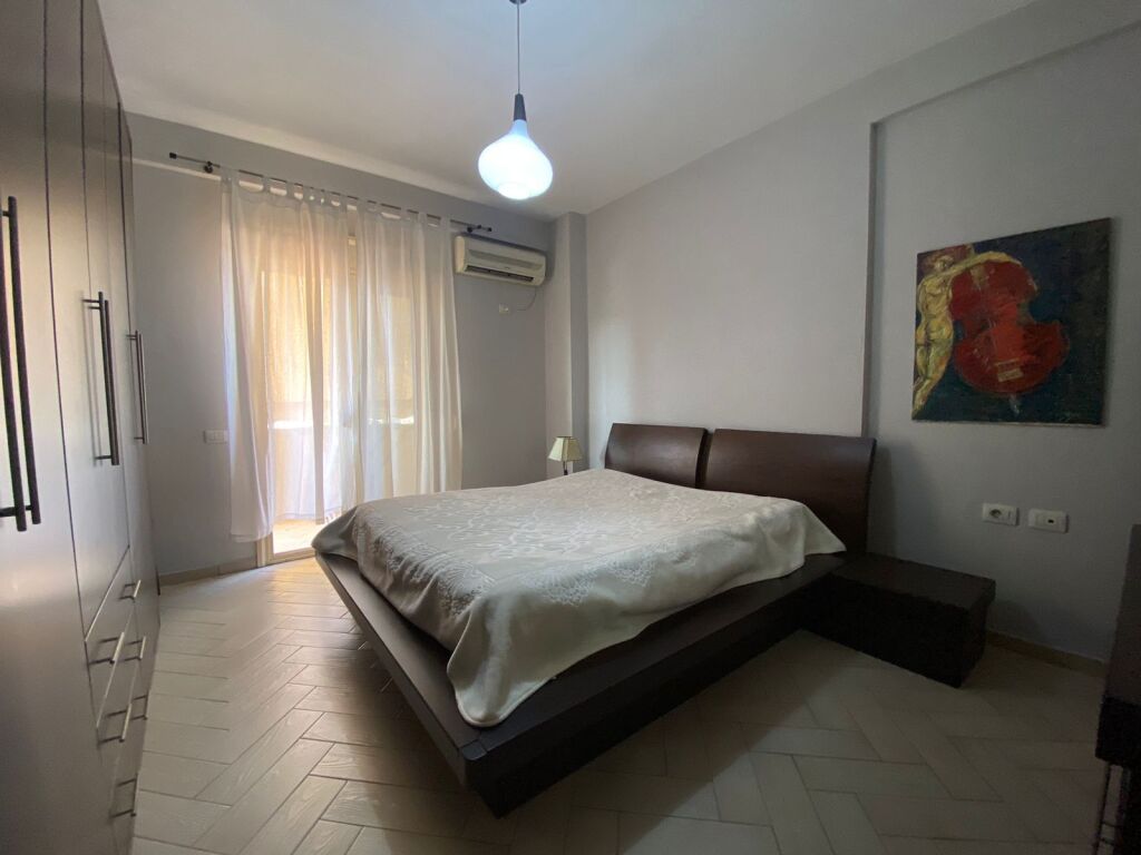Jepet me qira 2+1+2 DON BOSKO 55,000 leke