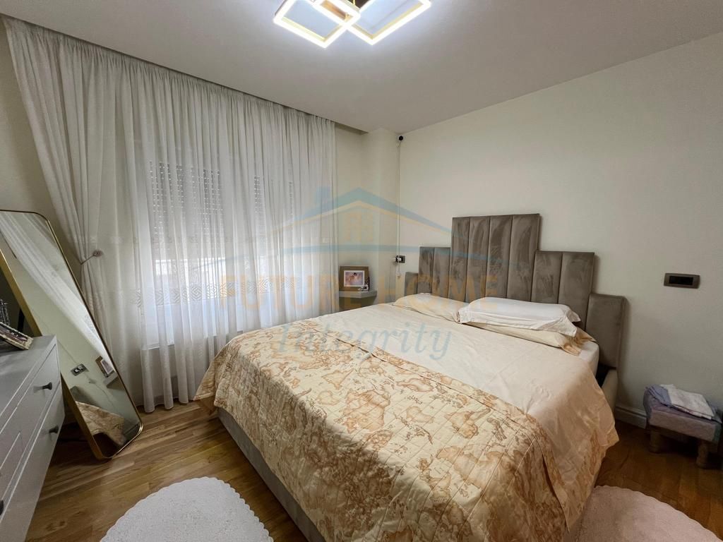 For sale, Duplex 3+1+3+Veranda, Kodra e Diellit Residence 2, Tirana.
