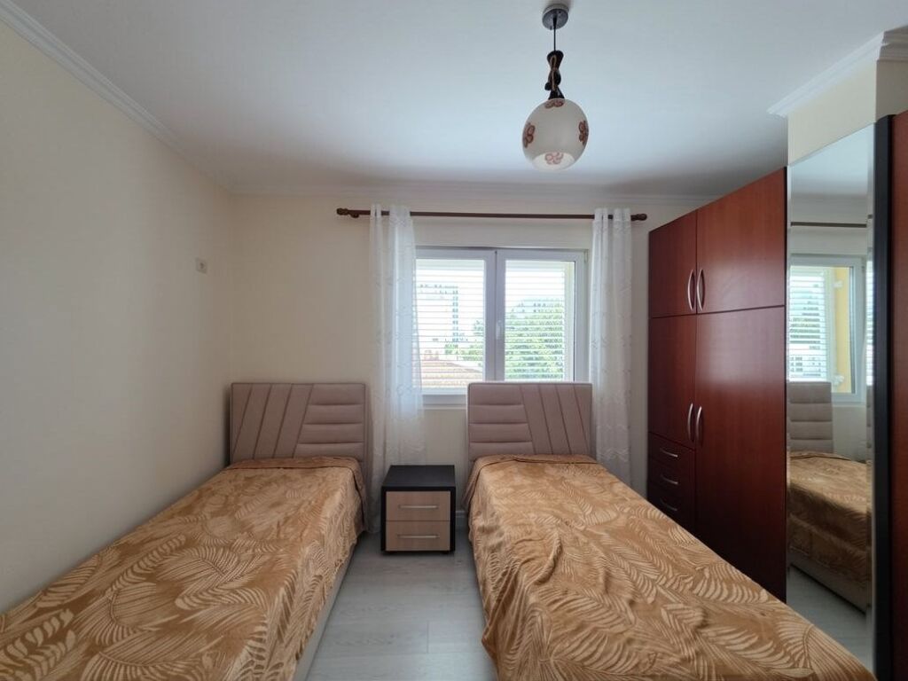 Appartamento 3+1+2 In Affitto - UET, Porcellana
