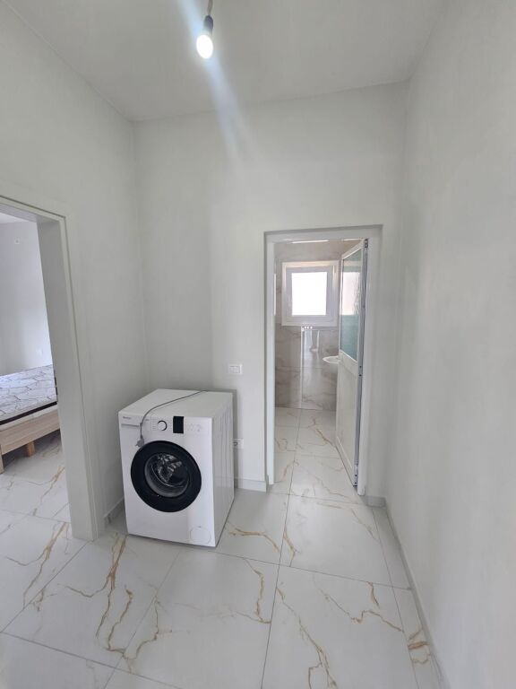 JEPET ME QERA SUPER APARTAMENT 2+1 NE ISH KËNETË DURRËS