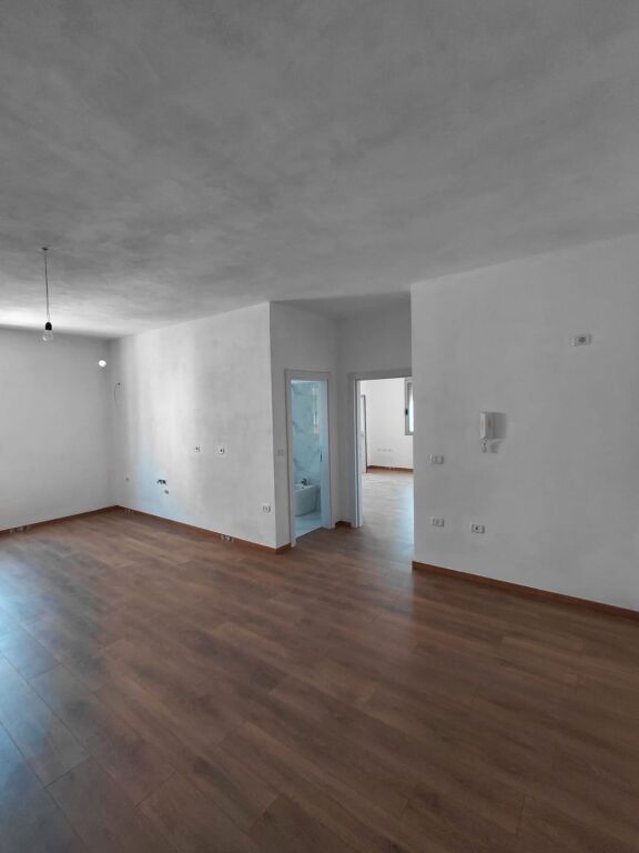 🏡 Apartament 2+1 me Qira në Golem
