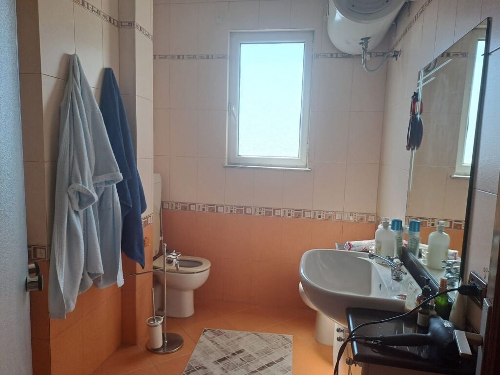 🏡 Apartament 2+1 me Qira tek Ujësjellësi Durres