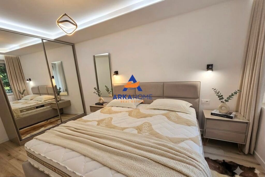 APPARTAMENTO DI LUSSO IN VENDITA 2+1+BALCONI "BRRYLI" 18.850.000 LEKE