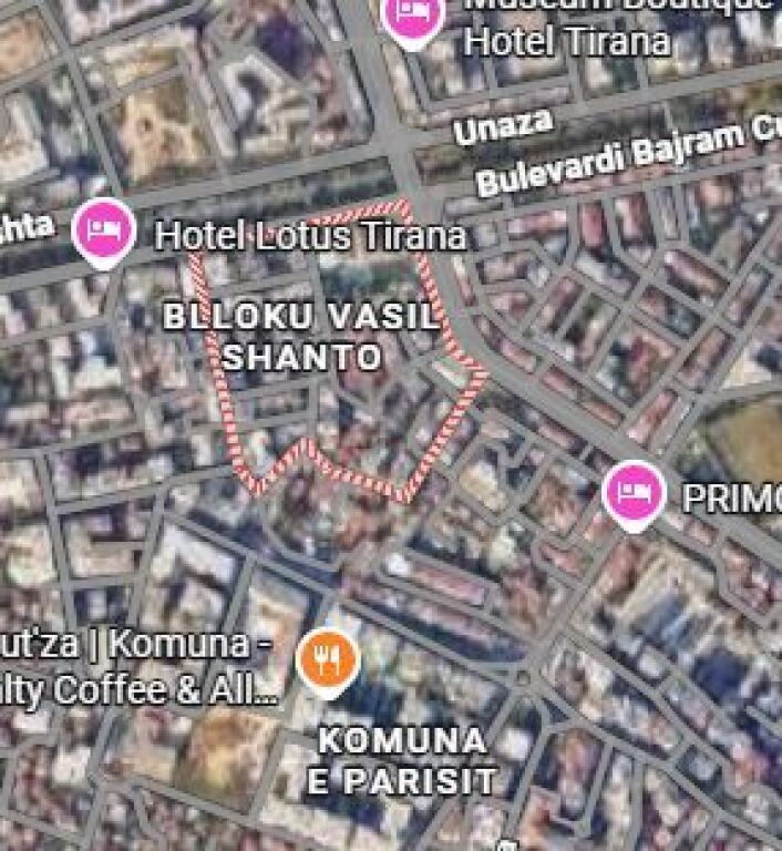 Bar Kafe Dyqan per shitje ne Blloku Vasil Shanto, ne Tirane (ID 4171076)