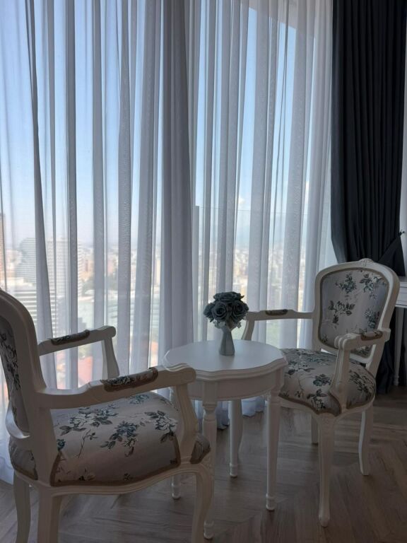 🏙️ Vendesi Appartamento di Lusso 2+1+2 – Downtown One, Tirana ✨