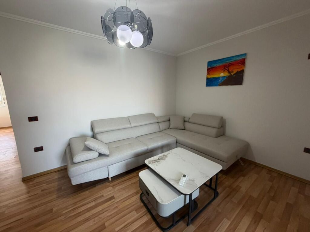 🏡 Apartment 2+1 for Rent   📍 Location: Former Bus Park, Babë Rexha Street💰 Price: 55,000 Lek/Month (non-negotiable)