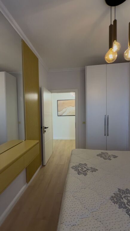 Jepet me qera Apartament 1+1ne Astir/ Rruga Teodor keko