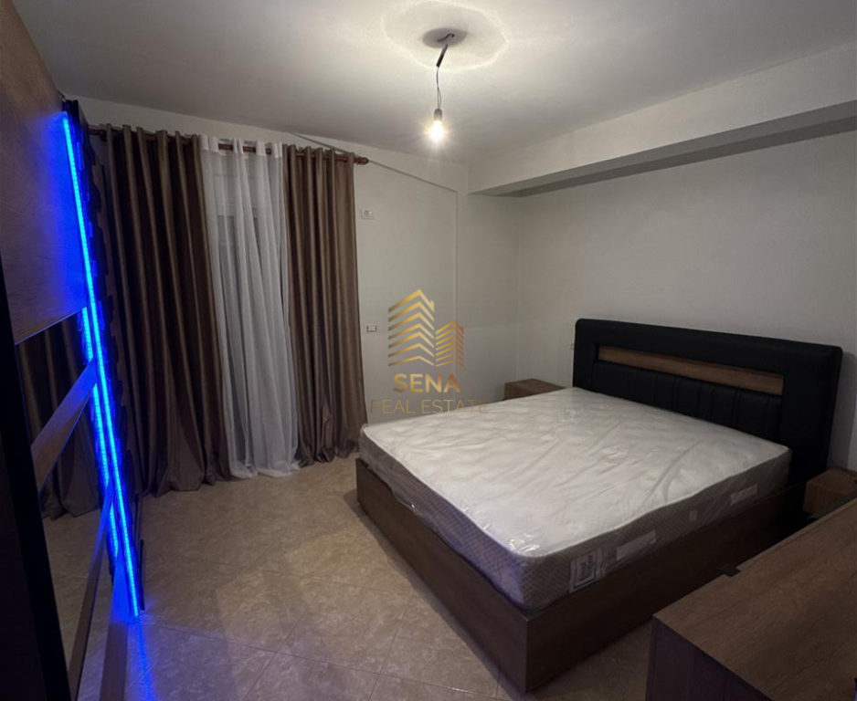 Qira, Hyrje Private, 2+1+blk,Porcelan, 50.000 Leke/Muaj