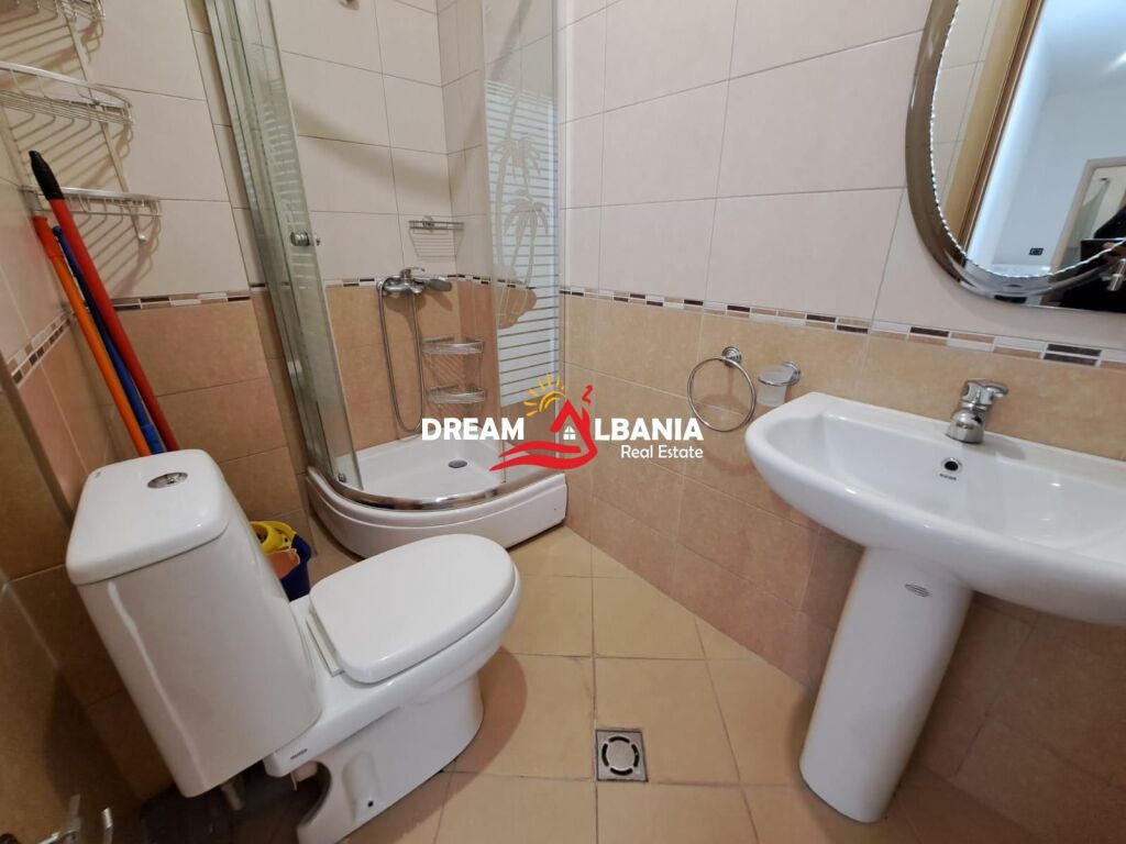 Appartamento in vendita 2+1+2WC, Comune di Parigi, Complesso KIKA 2 (ID 51210002)