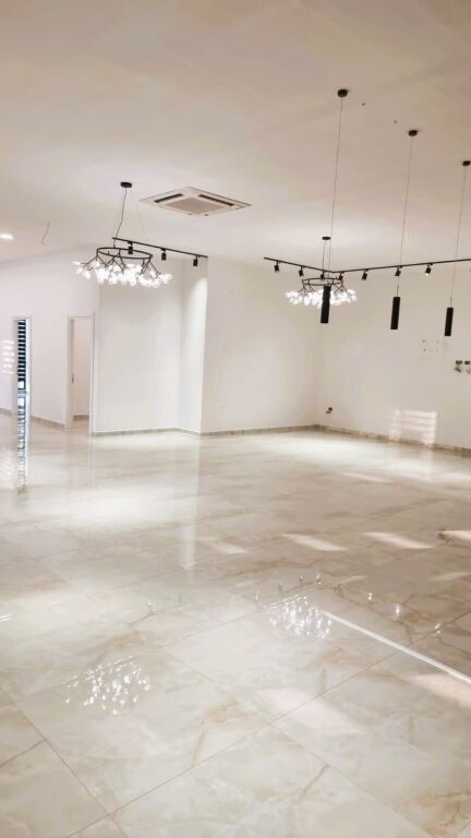 🏢 COMMERCIAL SPACE FOR RENT – PHARMACY 10