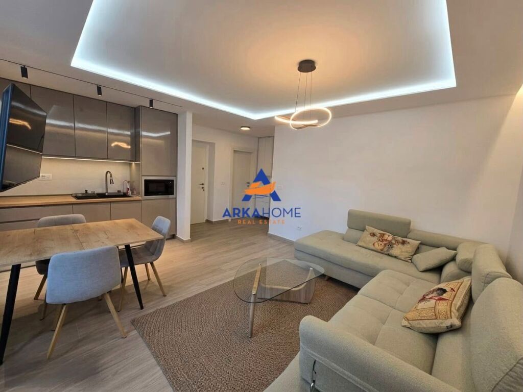 APPARTAMENTO DI LUSSO IN VENDITA 2+1+BALCONI "BRRYLI" 18.850.000 LEKE