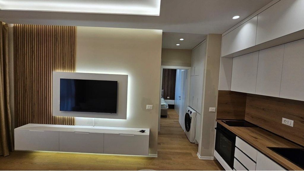 Super Apartament 1+1 me qira prane Bulevardit te Ri!