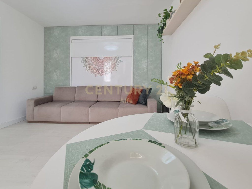 STUDIO APARTMENT FOR SALE NEAR WILLSON SQUARE - IDEAL INVESTMENT OPPORTUNITY