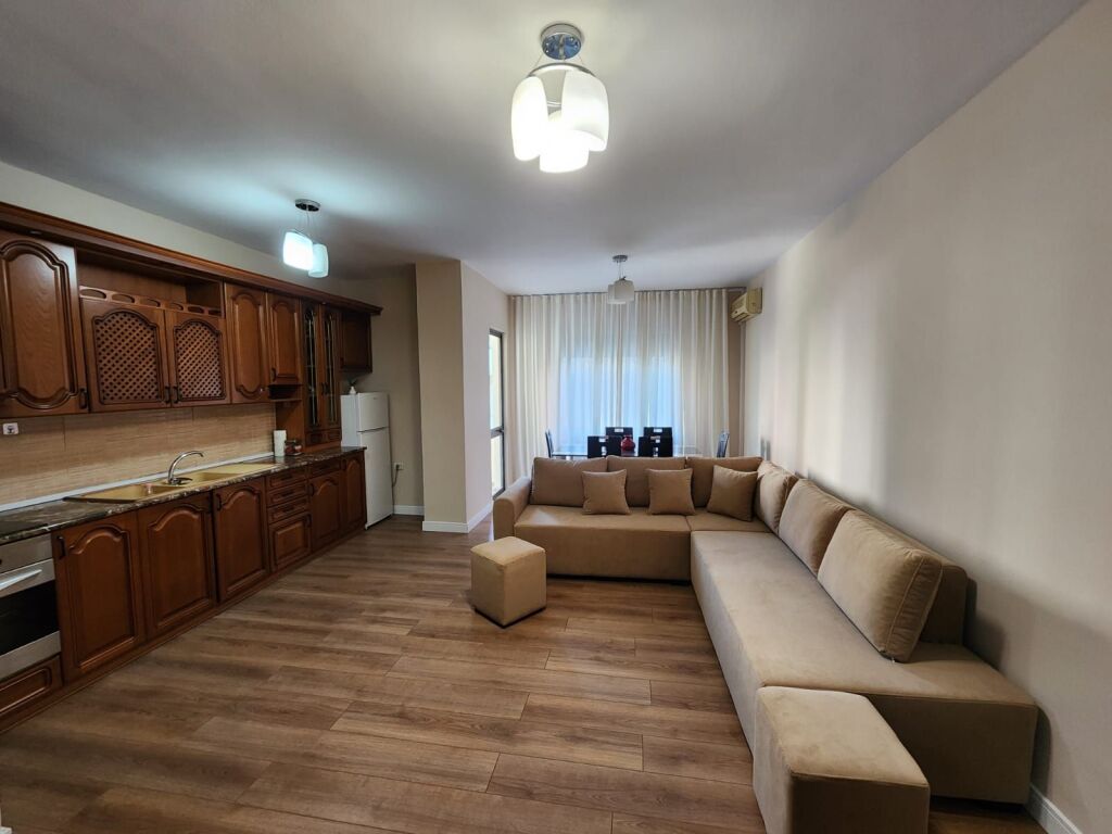 apartament me qira te Frang Bardhi