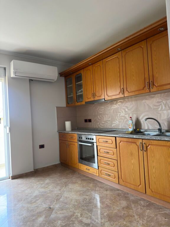 Apartment 2+1+ Storage and 2 balconies former park !