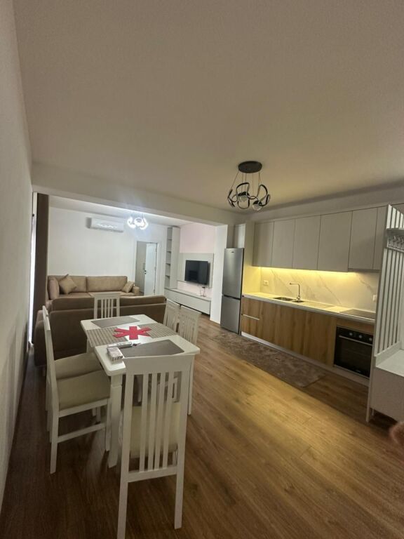 📌 Appartamento 2+1 + 🅿️ in Affitto – Kodra e Diellit 2