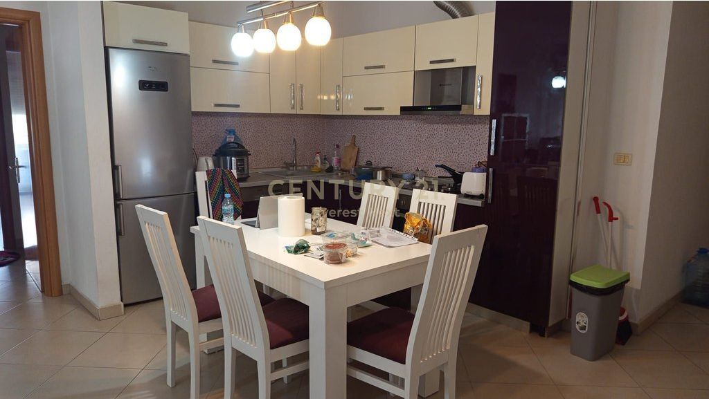 Apartment 2+1+2 for rent in Fresk!