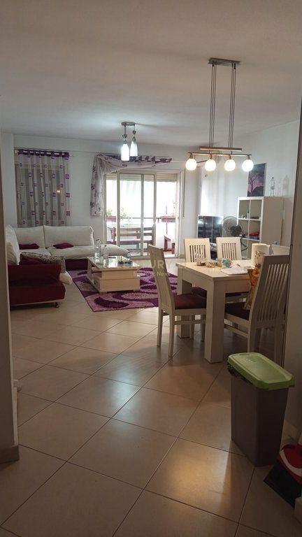 Apartment 2+1+2 for rent in Fresk!