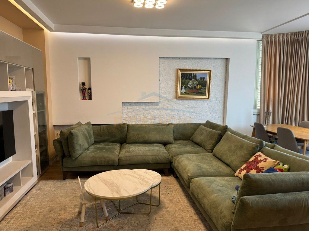 Rent, Apartment 2+1+Parking Space, Myslym Shyri, Tirana.