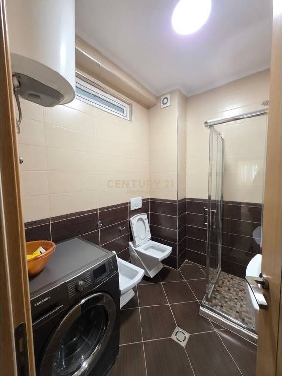 Apartament 3+1+2 Me Qira në Porcelan,prane Universitetit Europian 650 € /Muaj