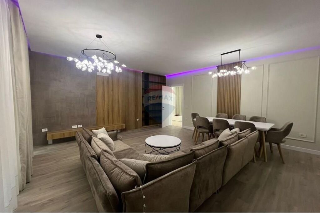 Apartament 2+1+2 Per Qira Ne Qender !