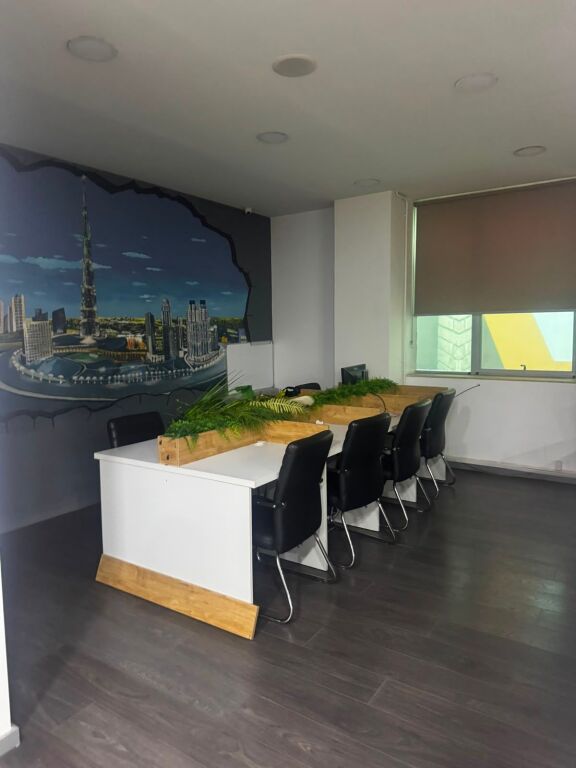 🏢 Shitet Ambient Biznesi tek Globi ne Rrugen e Kavajes, 600 mije euro