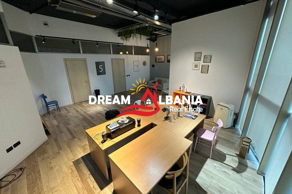 Jepet me Qira Zyrë– Bllok, sipër Doctor Hospital (id 42611563)