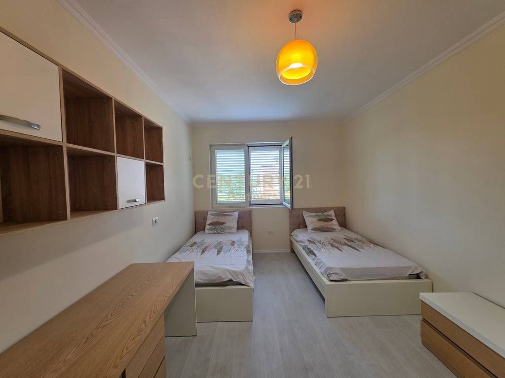 Apartament 3+1+2 Me Qira në Porcelan,prane Universitetit Europian 650 € /Muaj