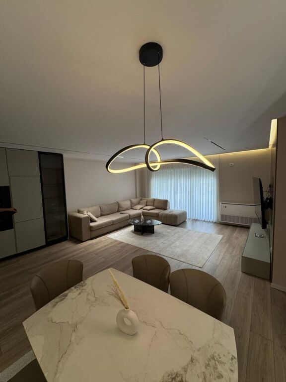 🏡 Jepet me Qira Apartament 2+1+2 – Liqeni i Thatë, pranë Radisson