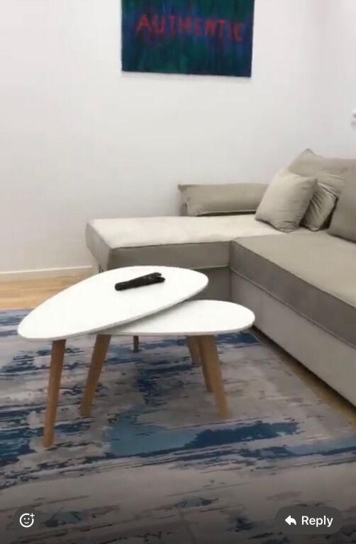 1+1, at the logos black bird, 550 euros