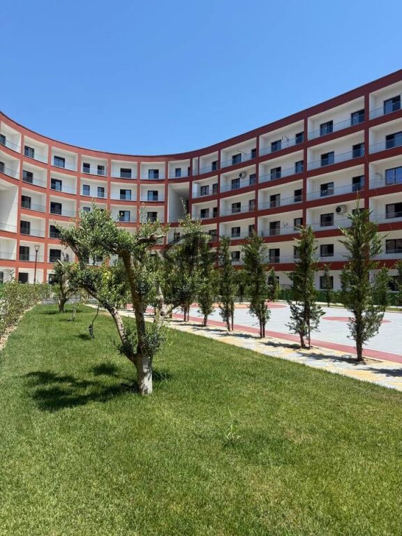 Shitet apartament 1+1 në Rezidencën EON, Golem