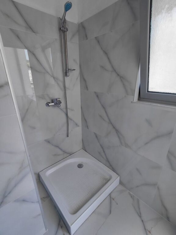 🏡 Apartament 2+1 me Qira në Golem