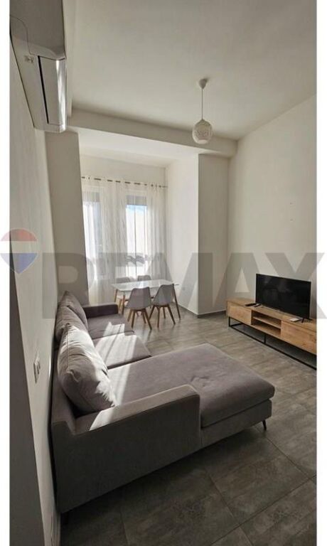 Shitet apartament 2+1 Kompleksi Kontakt