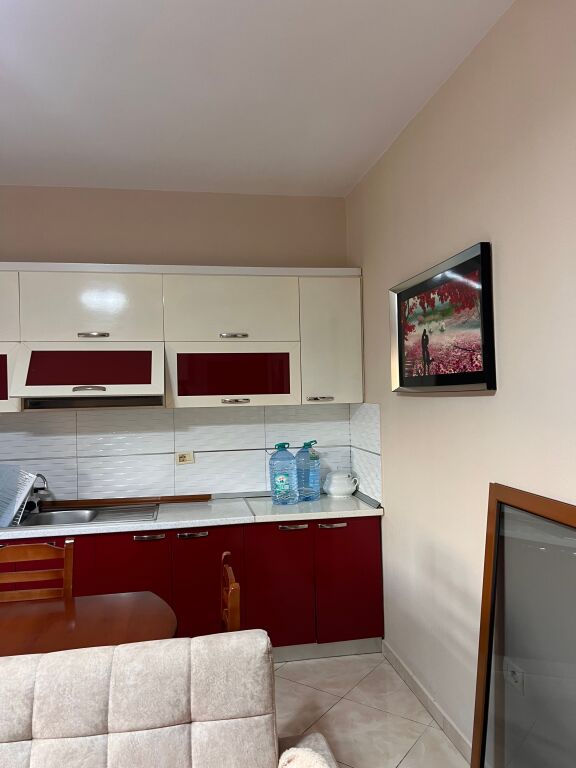 For rent 1+1 Laprake 40,000 lek