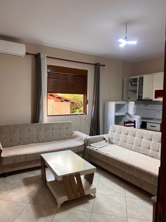For rent 1+1 Laprake 40,000 lek