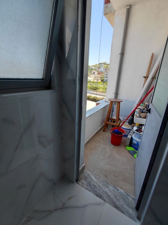 🏡 Apartament 2+1 me Qira në Golem