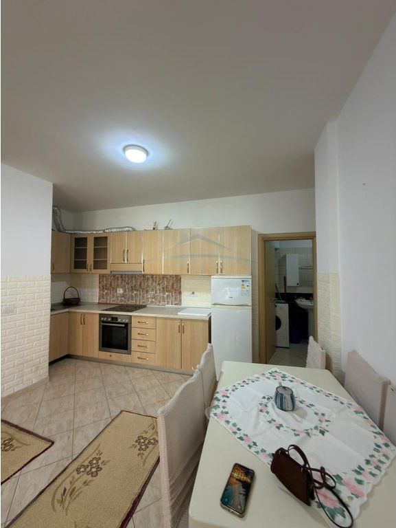 Qera, Apartament 1+1, Unaza e Re, Tiranë.