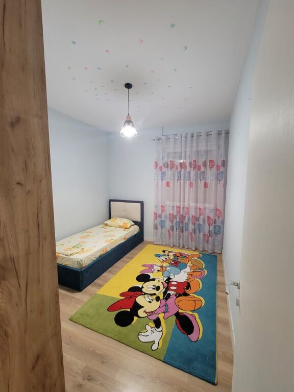 🏢Nella zona di 5 Maj, Via Abdyl Pajo, si affitta appartamento 2+1+2 arredato 600Euro    