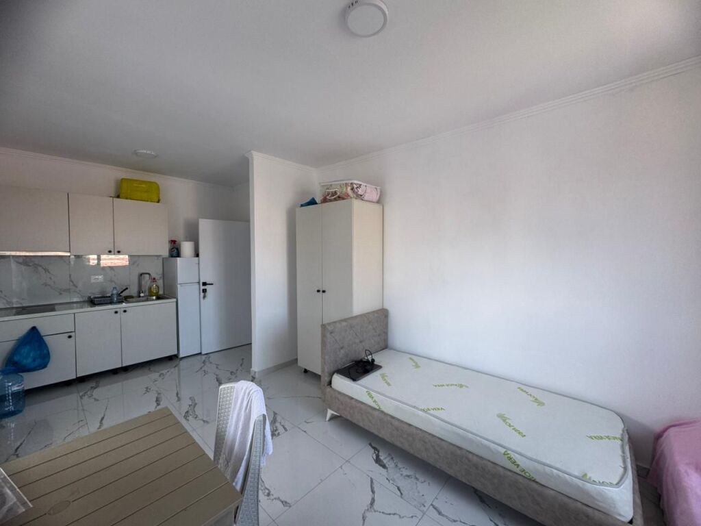 Garsoniere me qira – Don Bosko prane Piceri Herdit !