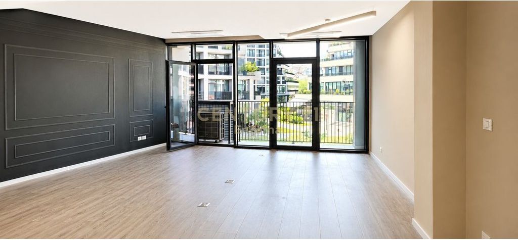 Lake View - Jepet 2+1+2 E Investuar At Lake View 102m2