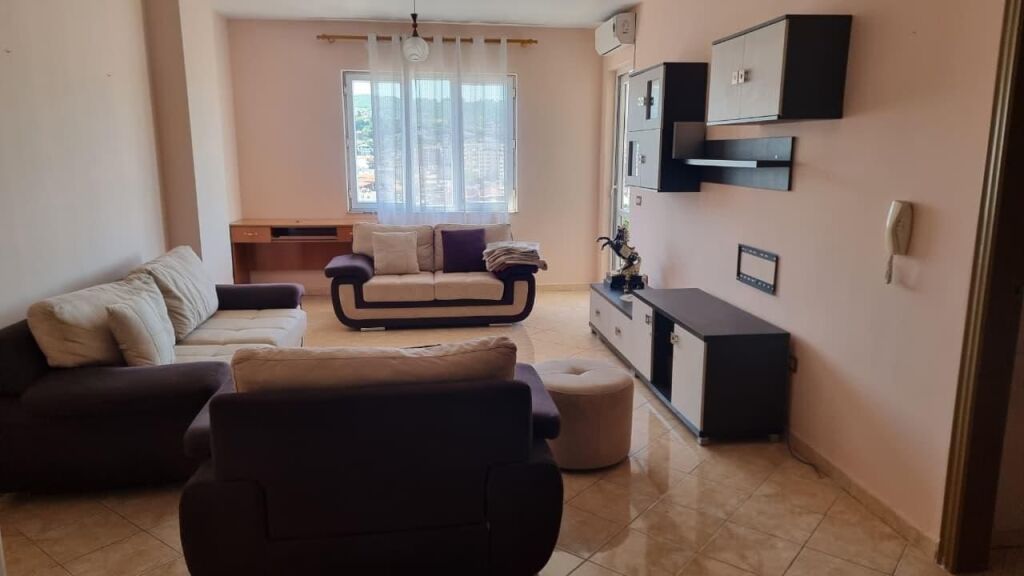 APPARTAMENTO 2+1+2 BAGNI. 40000 LEKE. YZBERISHT