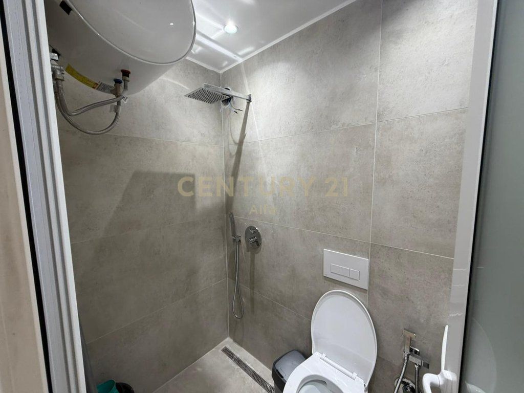 FOR RENT, SPACE 30 m² FLOOR 0, NEAR KOSOVARËVE STREET