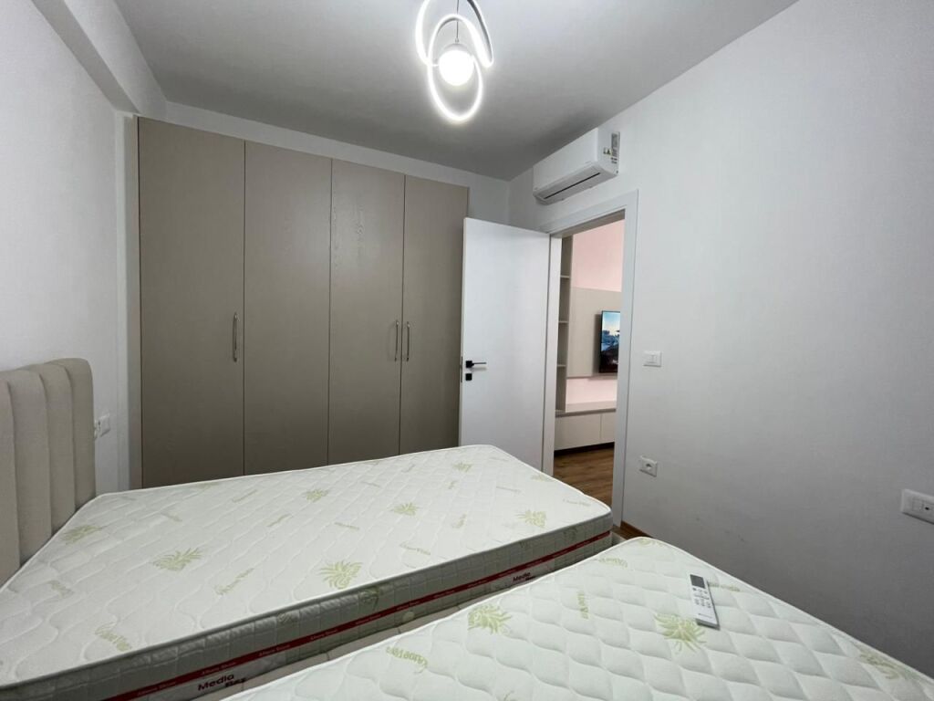 Apartament 2+1+Parking per qira tek Kodra e Diellit 2.