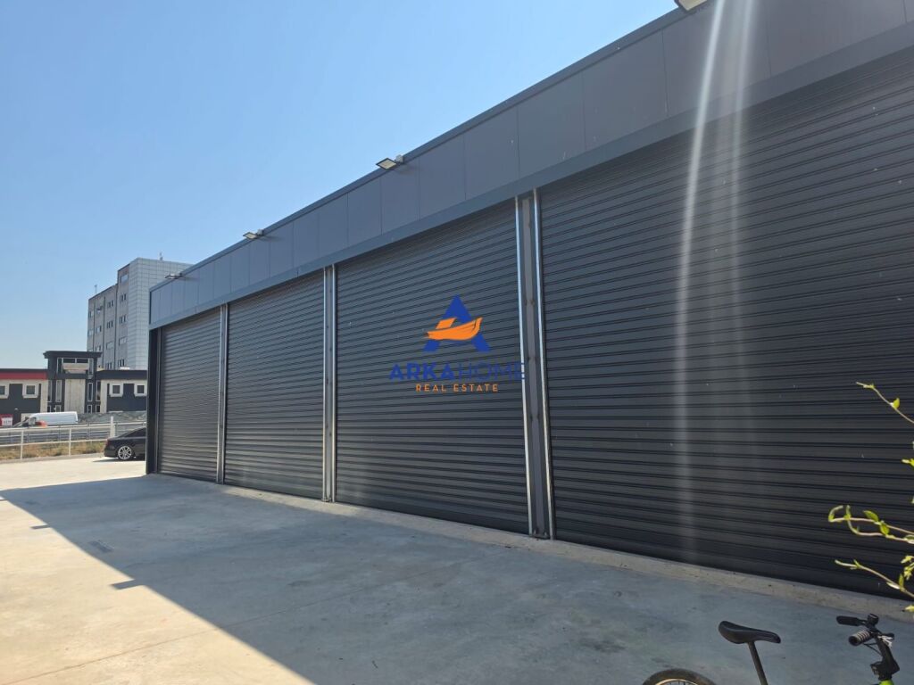 CAPANNONE IN AFFITTO 140M2 "YRSHEK" 2500 EURO (TRATTABILE)