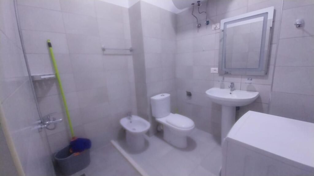 APARTAMENT 1+1. 35000 LEKE.VILAT GJERMANE