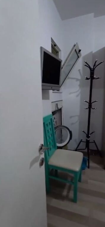 🏡 Jepet me Qera Apartament 2+1 ne Astir , Rrethi i Wellit, 500 Euro