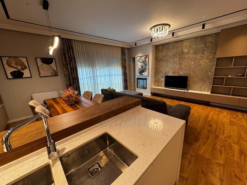 Qera, Apartament 2+1+Post Parkimi, Liqeni i Thate, Tiranë
