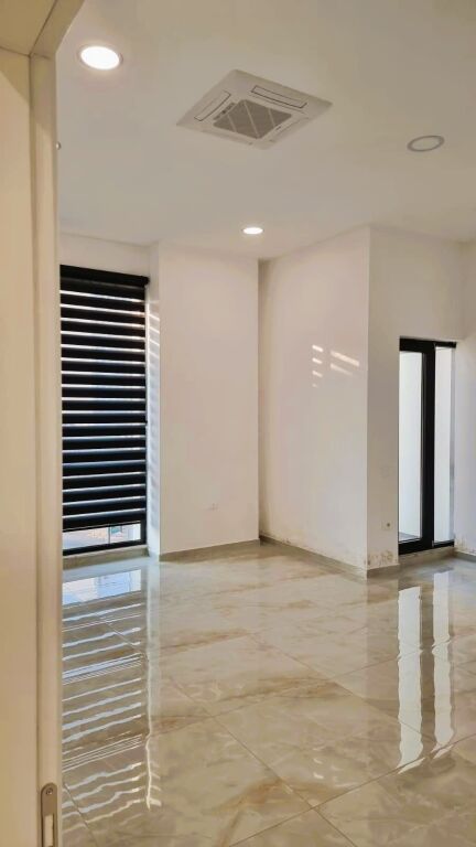 🏢 COMMERCIAL SPACE FOR RENT – PHARMACY 10