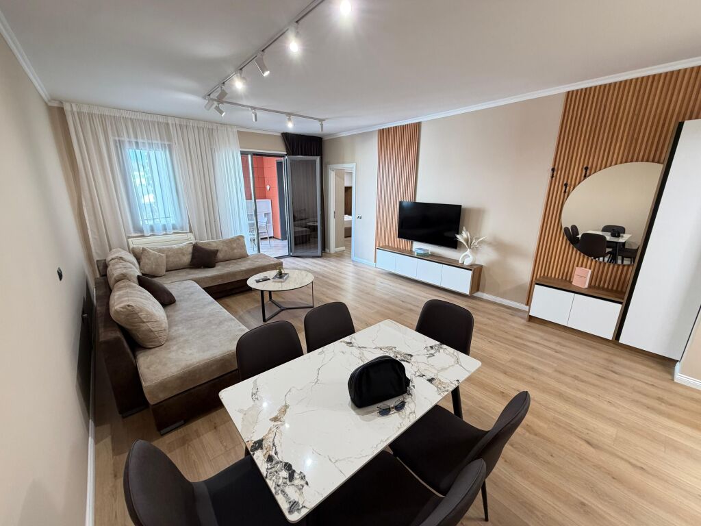 🏡 Jepet me qira apartament 1+1 me parkim 📍 Rruga e Kosovarëve, Tiranë